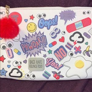 iPad/makeup bag